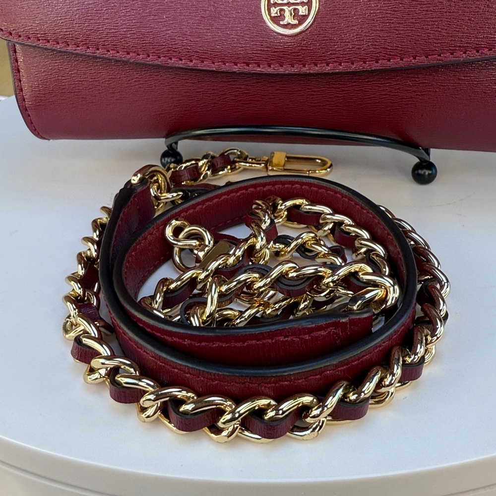 Tory Burch Wine Leather Crossbody with Gold Chain - Picture 2 of 13